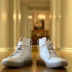 J75 by JUMP High Top Sneaker White MINT Condition!